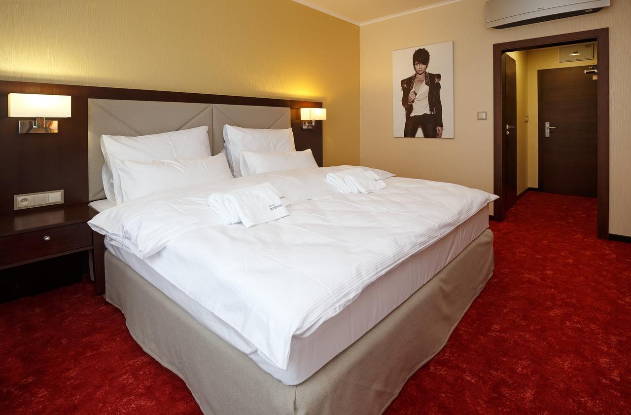 Hotel Bystra Snina Dış mekan fotoğraf